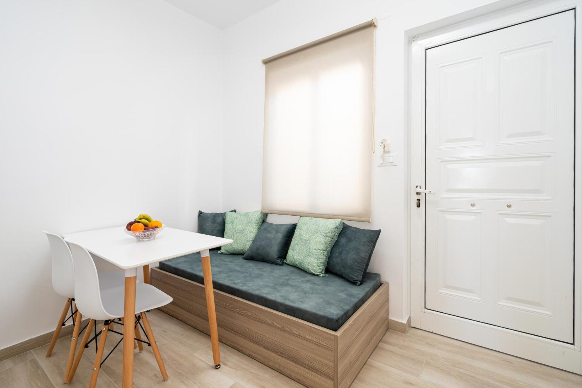 Boggi Apartment Goudhouros Exterior foto